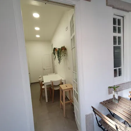 Estrela Charming 2 By Host-point Homestay Lisbon
