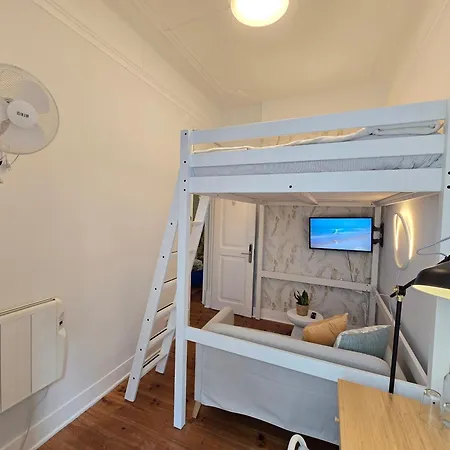 Проживання в сім'ї Estrela Charming 2 By Host-point