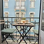 Estrela Charming 2 By Host-point *