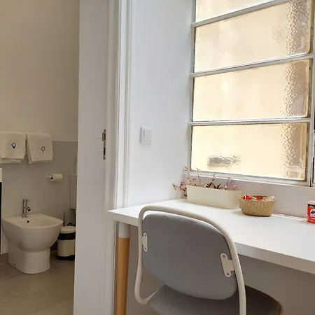 Estrela Charming 2 By Host-point *